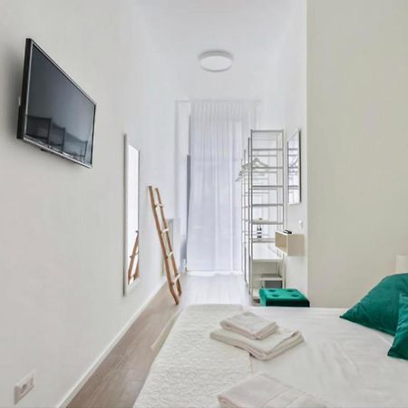 Sofia Lake Suite Como Exteriör bild
