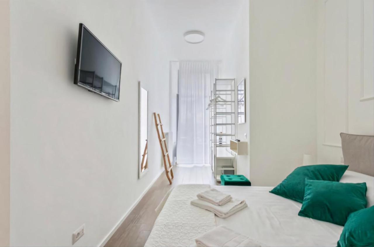 Sofia Lake Suite Como Exteriör bild