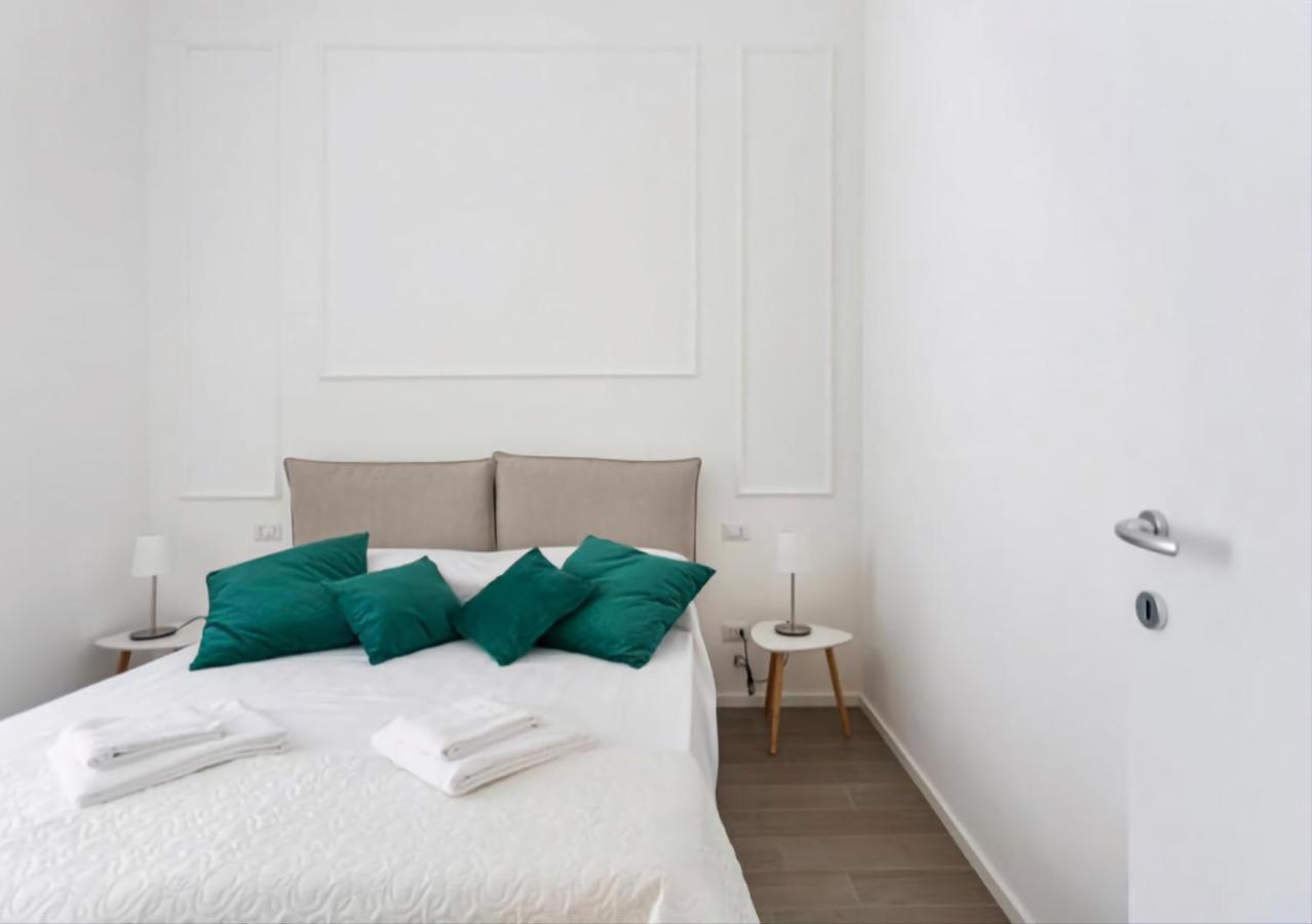 Sofia Lake Suite Como Exteriör bild
